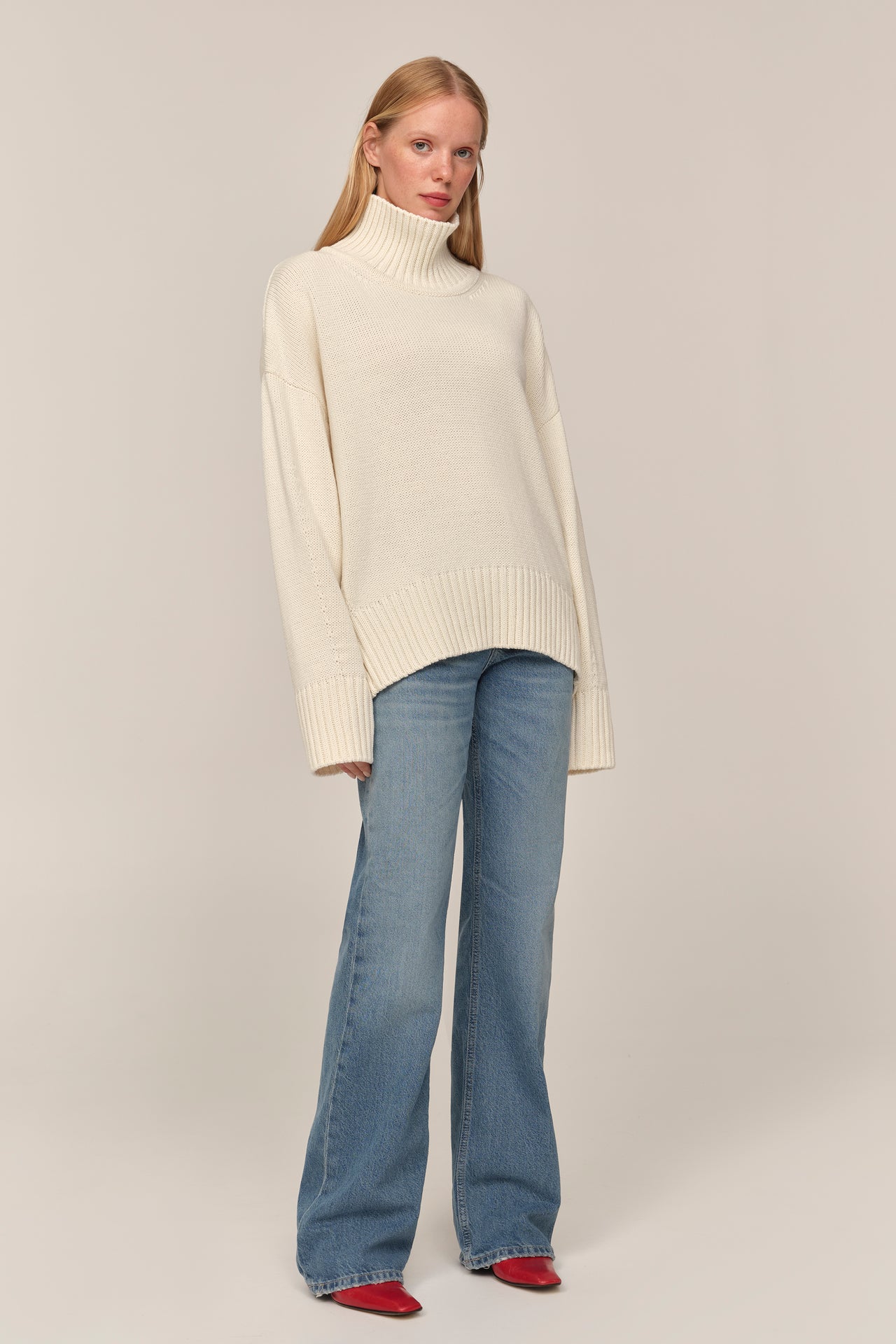 Светр Isla Молочний